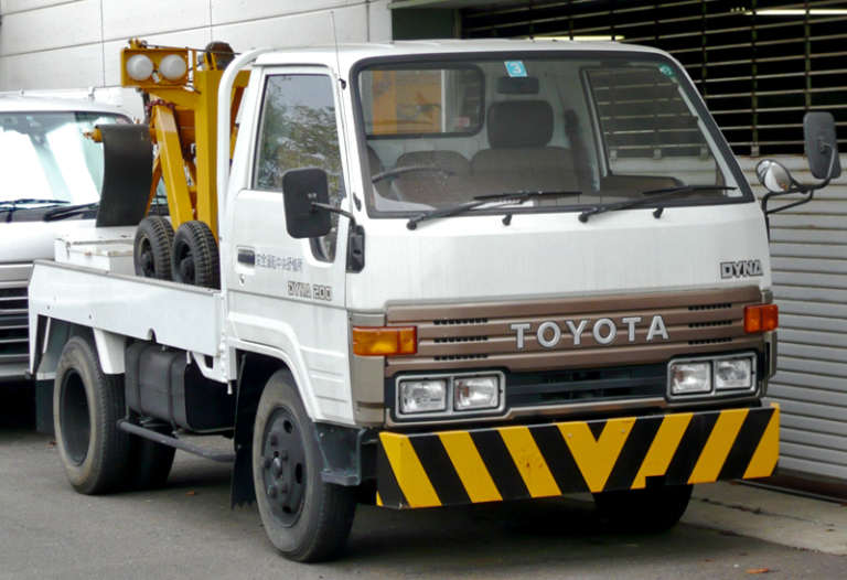 Toyota dyna 200